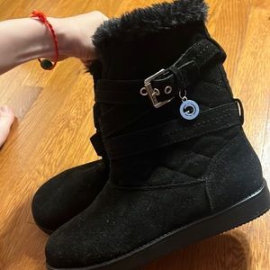 Winter fur boots